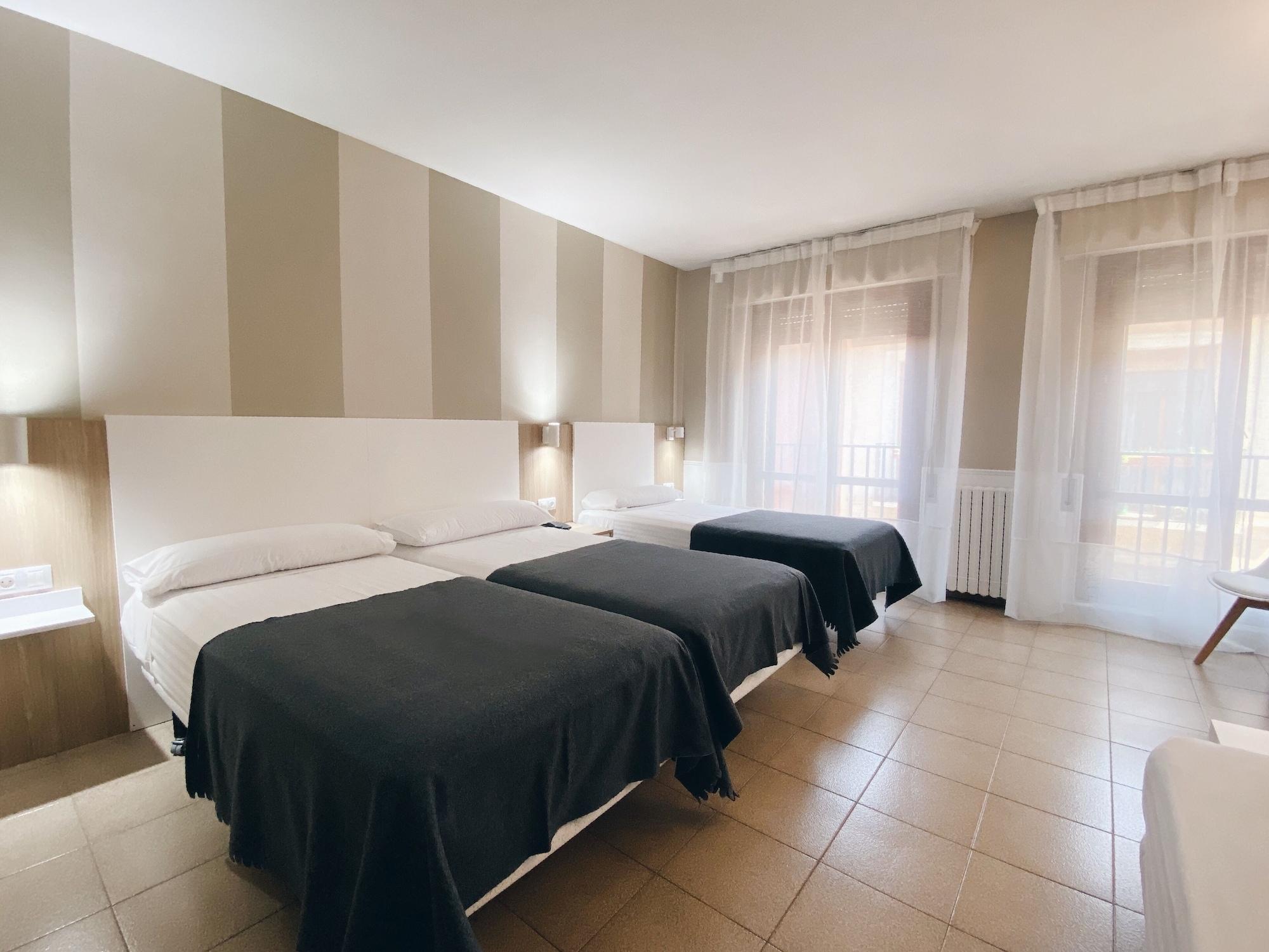 Hotel Rio Arga Zaragoza Luaran gambar