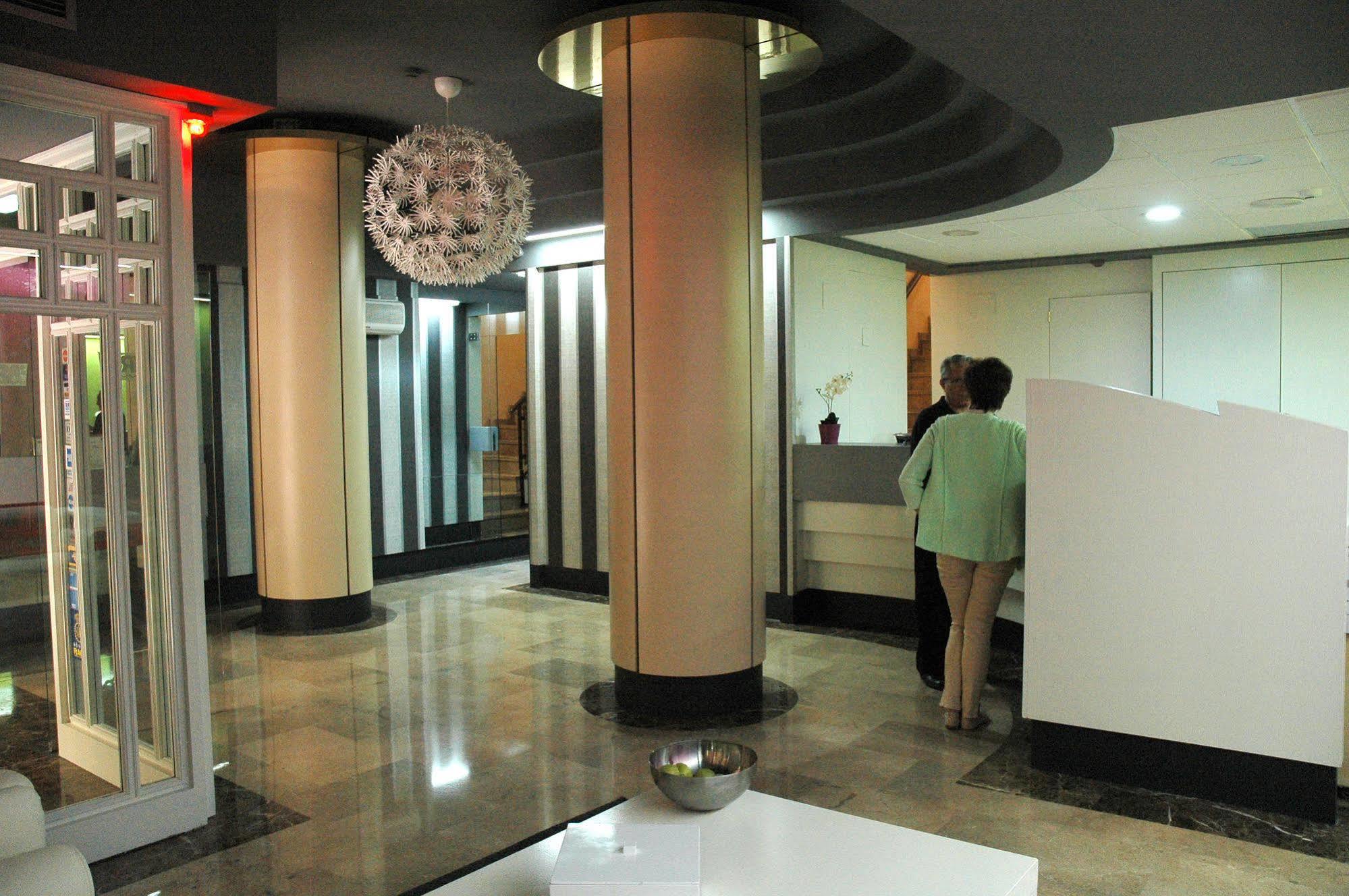 Hotel Rio Arga Zaragoza Luaran gambar
