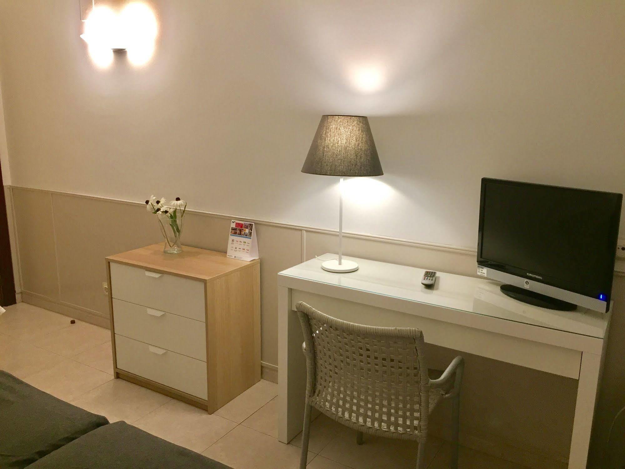 Hotel Rio Arga Zaragoza Luaran gambar